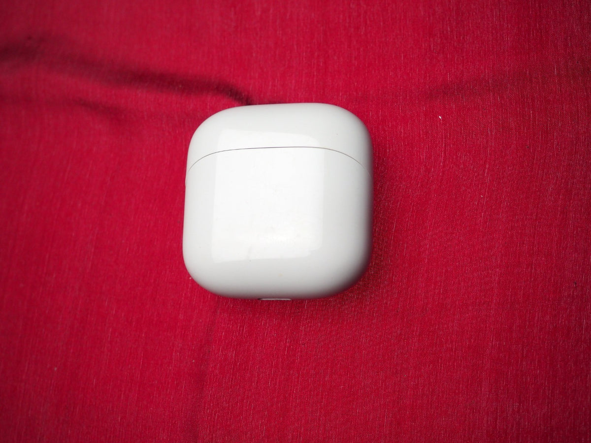Y60 Charging Case Only & Working