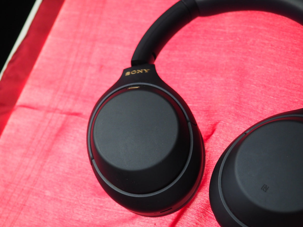 Sony WH-1000XM4 Bluetooth Headphones & Not Working