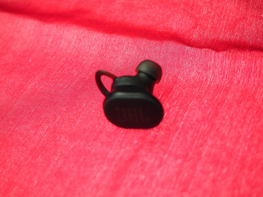 JBL Endurance Race 2 Right  Bluetooth Earbud Only & Working