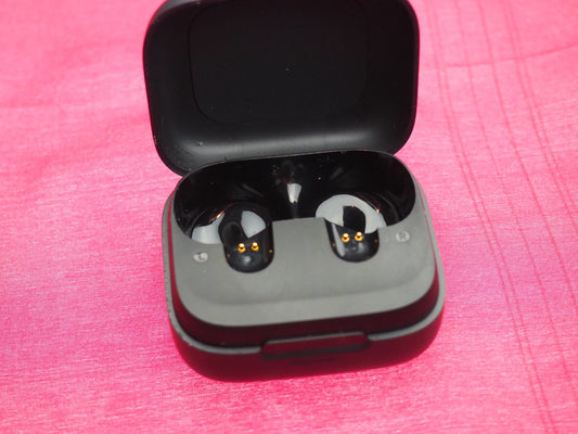 Soundcore R50i Case Only & Working
