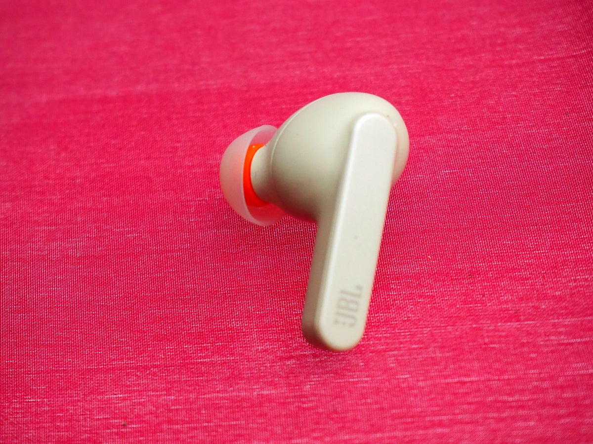 JBL Live Pro + Left Bluetooth earbud Only & Working