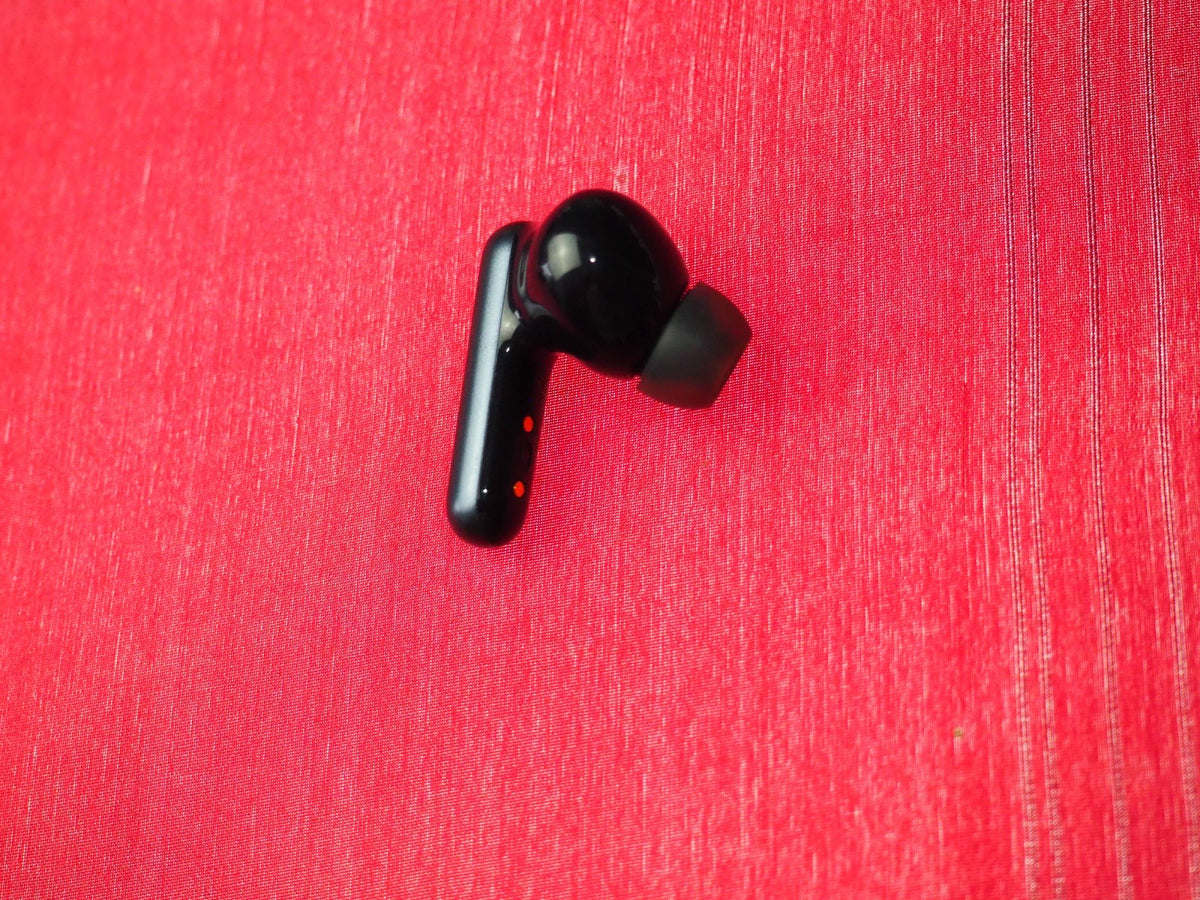 Soundcore P40i Left Earbud Only & Working