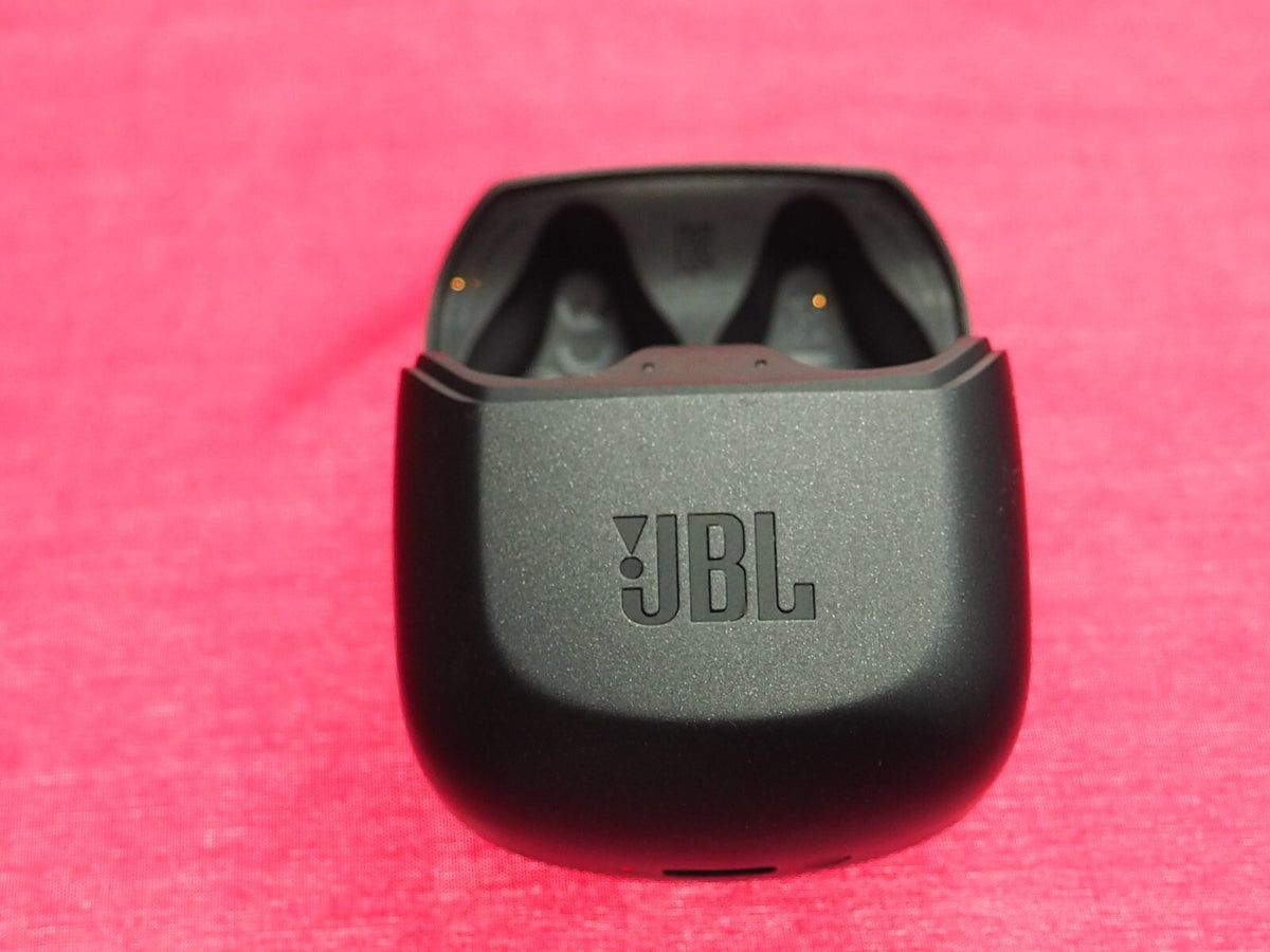 JBL Club Pro + Earbud Case Only & Working