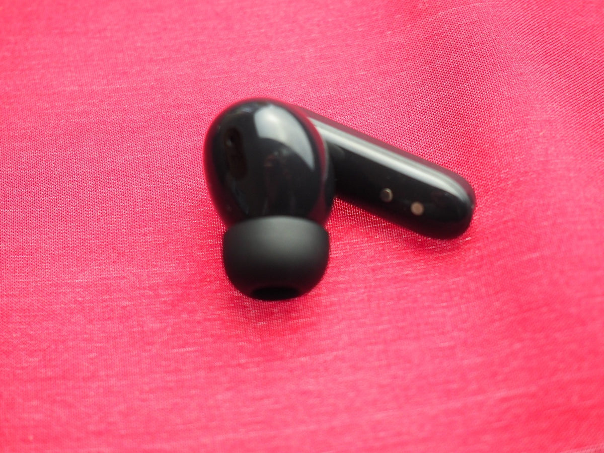 CMF Buds Pro Right Bluetooth earbud Only & Working