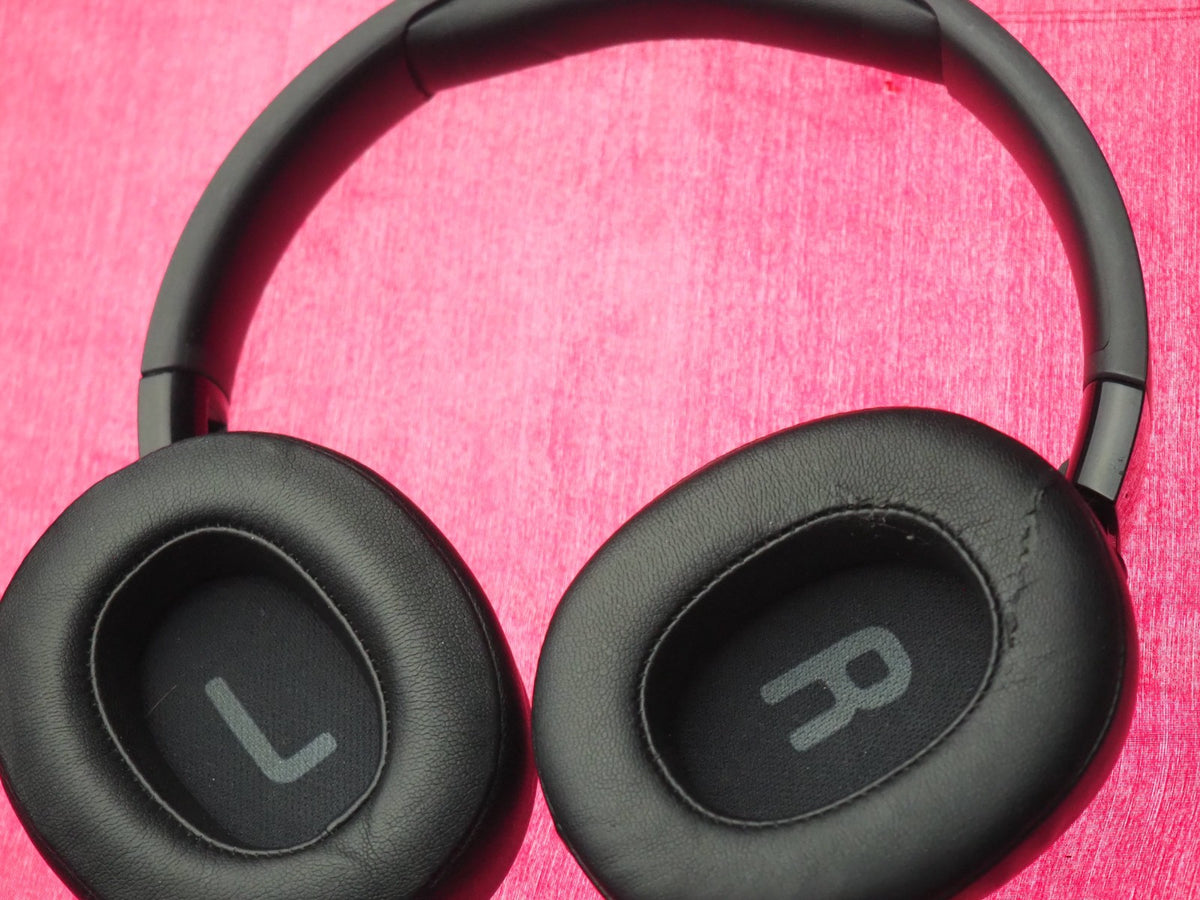 JBL Tune 700 Bluetooth Headphones One Side No Sound