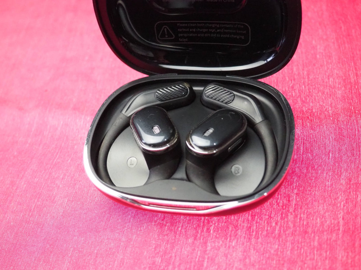 T6 Bluetooth Earbuds