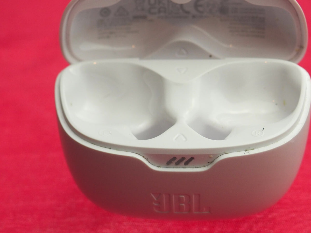 JBL Tune Beam Earbud Case  Only & Working