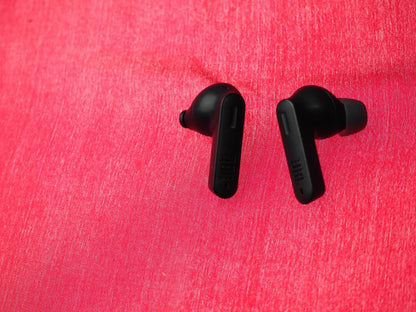 JBL Tune Beam (new model) Left & Right Bluetooth Earbuds Only & Working