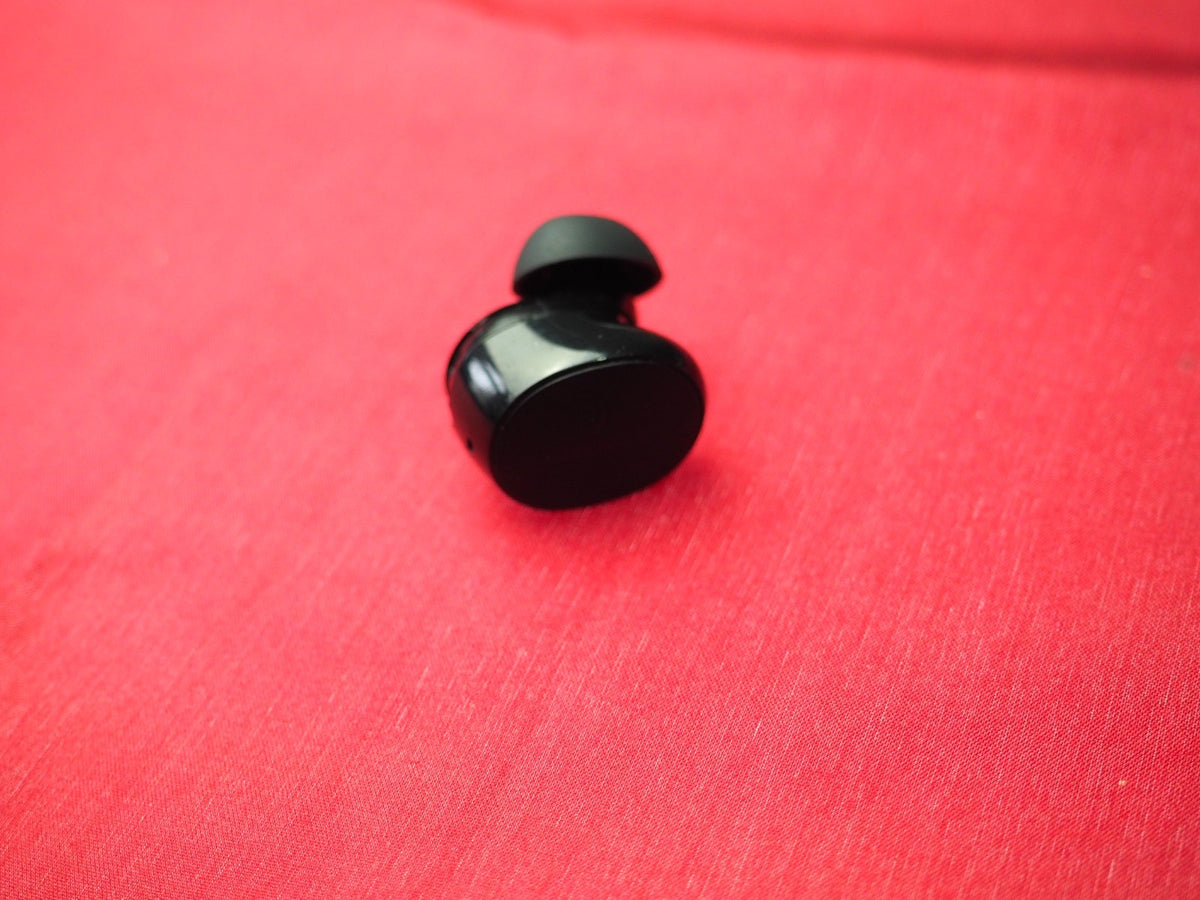 Bose Quietcomfort (new Model) Right Earbud Only & Working