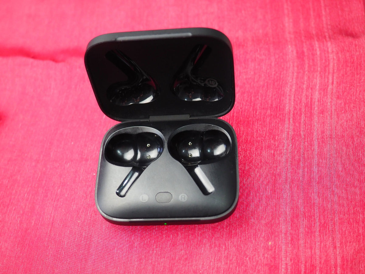 Oneplus Buds Pro Charging Case Only & Working