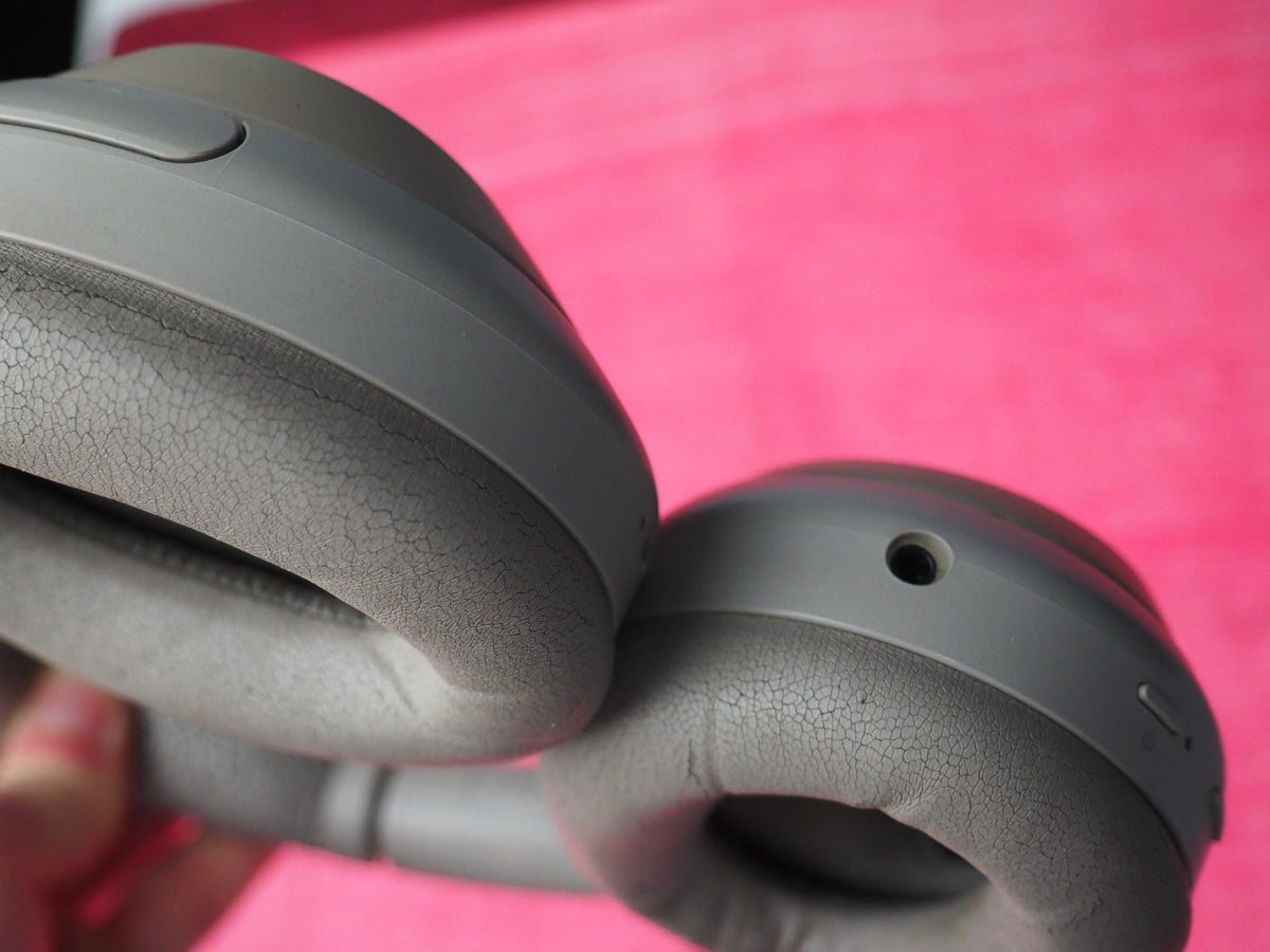 Sony WH-1000XM4 Bluetooth Headphones & Working