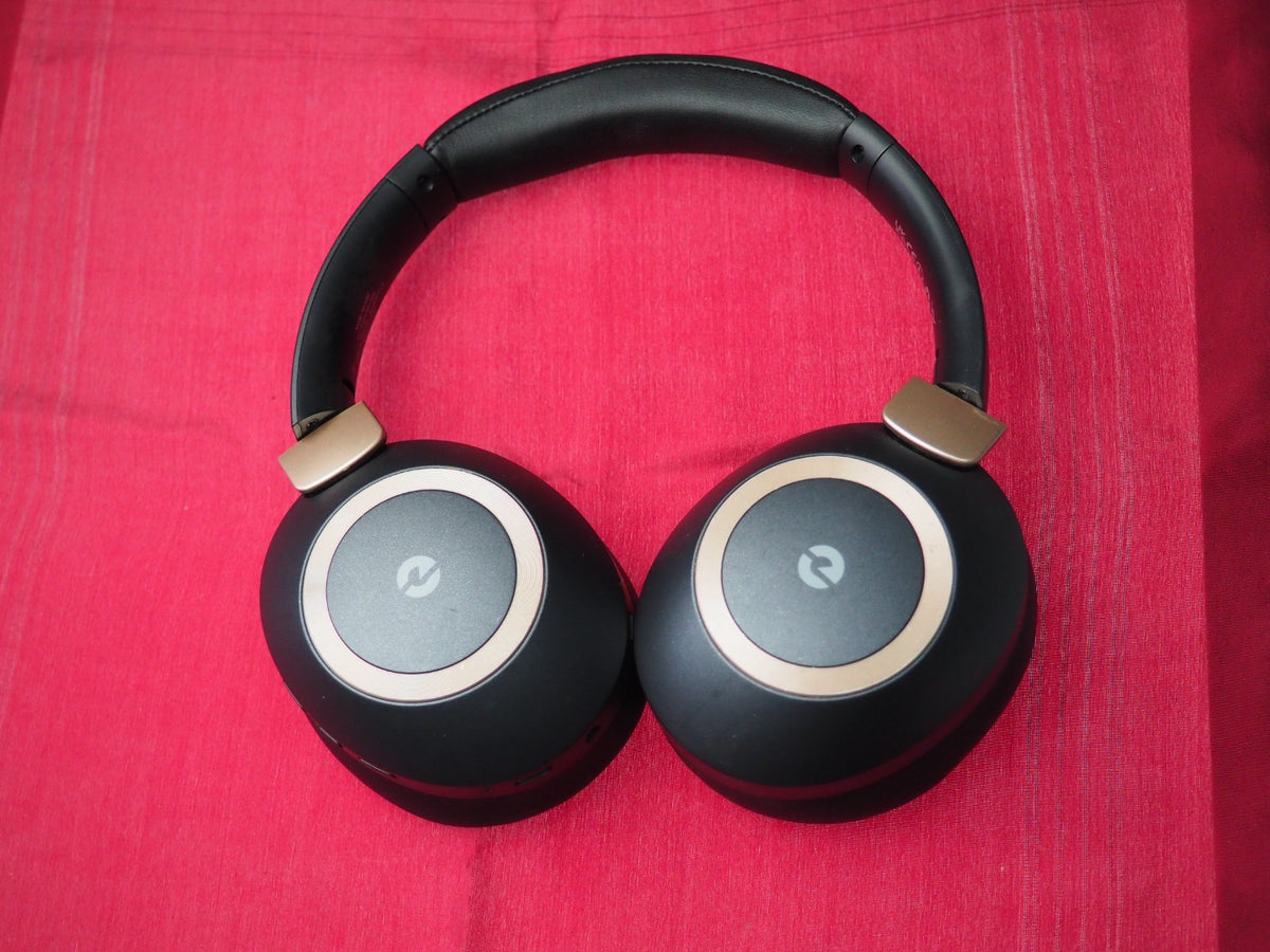 P210 H30 Bluetooth Headphones