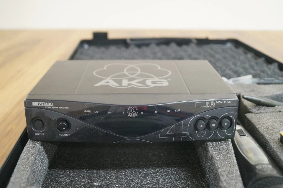 AKG Microphone HT 400/D with Receiver SR 400
