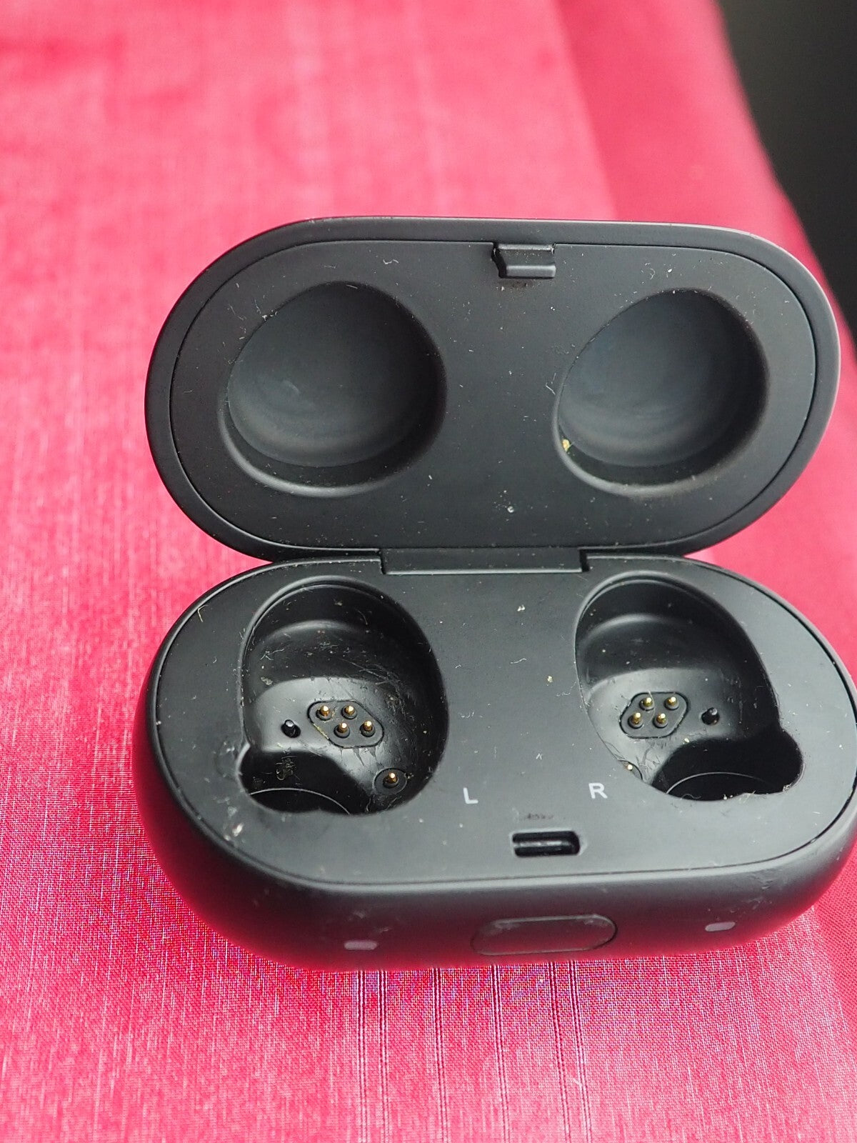 samsung Gear IconX Case Only & Working