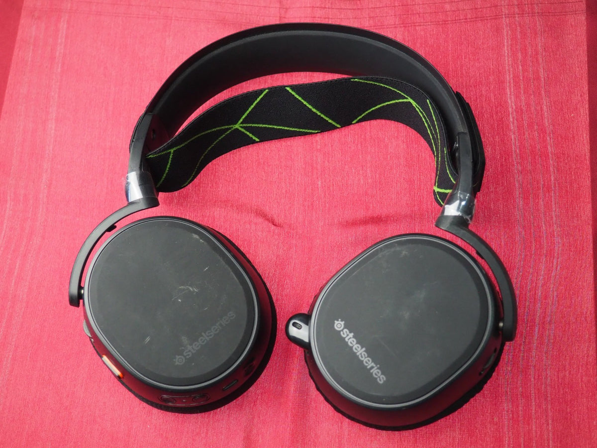 Steelseries Arctis Nova Old Usb Bluetooth Headset
