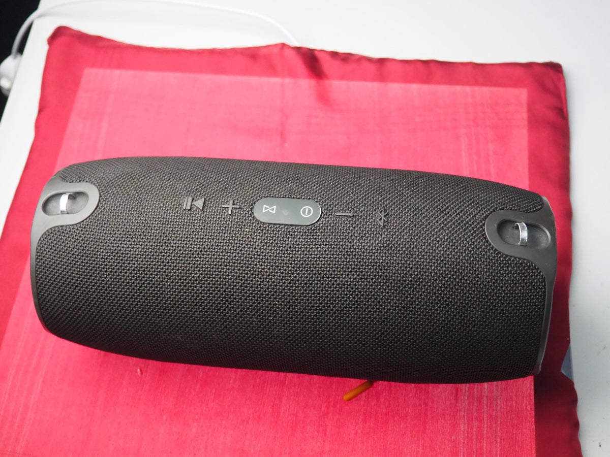 JBL Extreme 1 Bluetooth Wireless Speaker & Working + Mains Charger Included