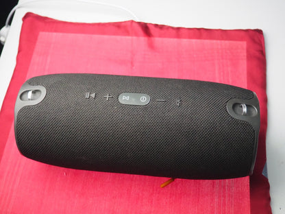 JBL Extreme 1 Bluetooth Wireless Speaker & Working + Mains Charger Included