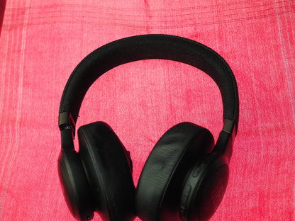 JBL Live 650BT Bluetooth Headphones