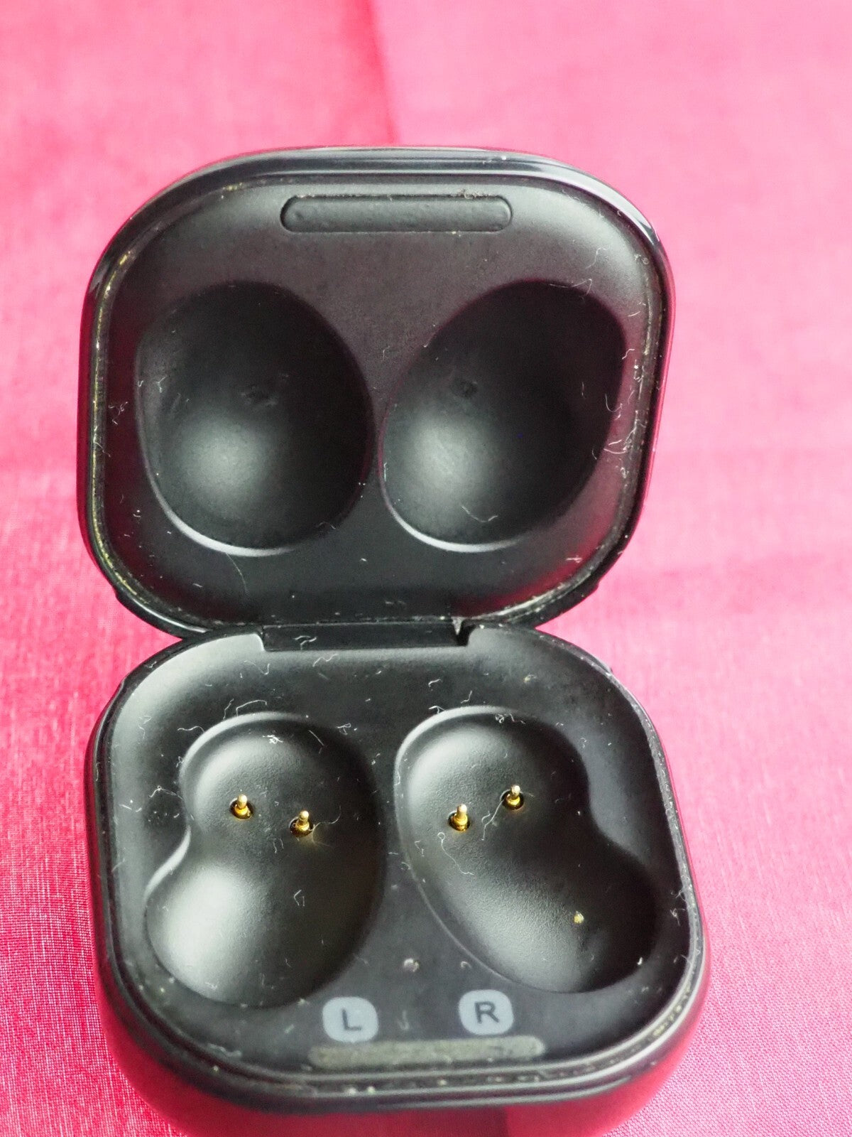 Samsung Galaxy Buds Live Case Only & Working