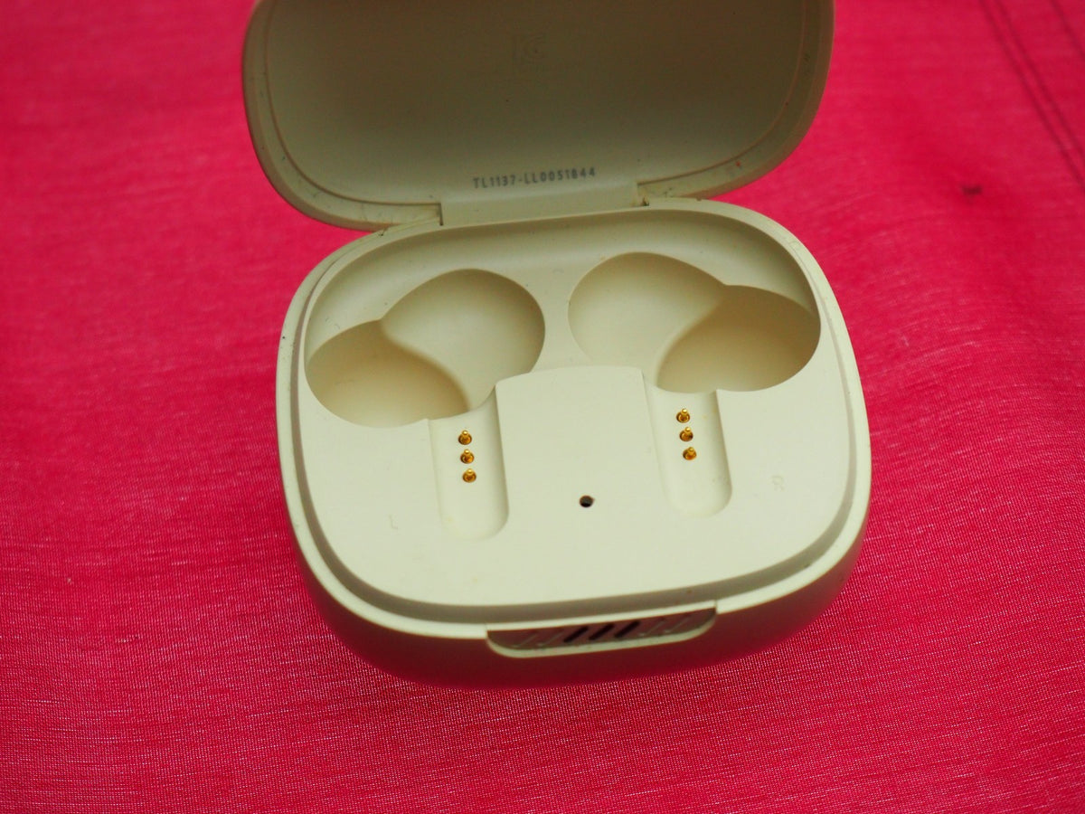 JBL Live Pro + Case Only & Working