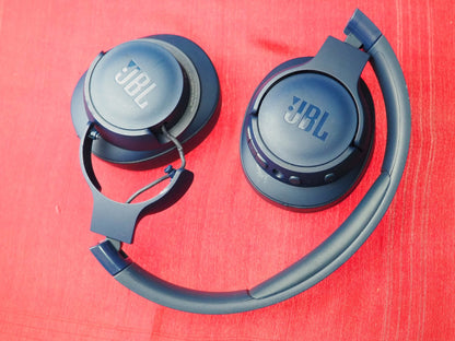JBL Tune 770 Bluetooth Headphones Working But Snapped