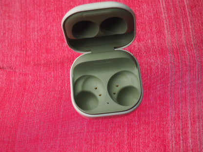 Samsung Buds 2 SM-R177 Bluetooth Earbud Case Only & Working