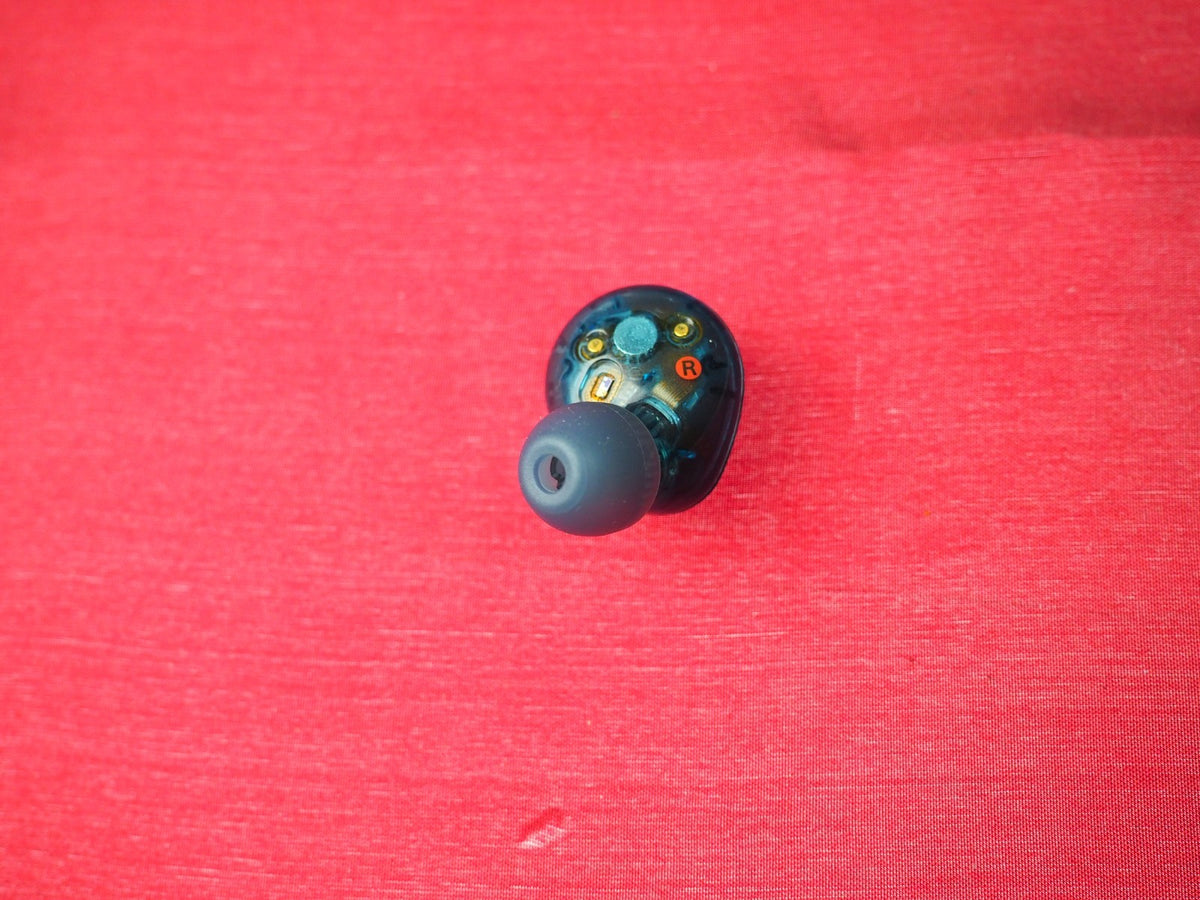 Sony WF-C710 Right Earbud Only & Working