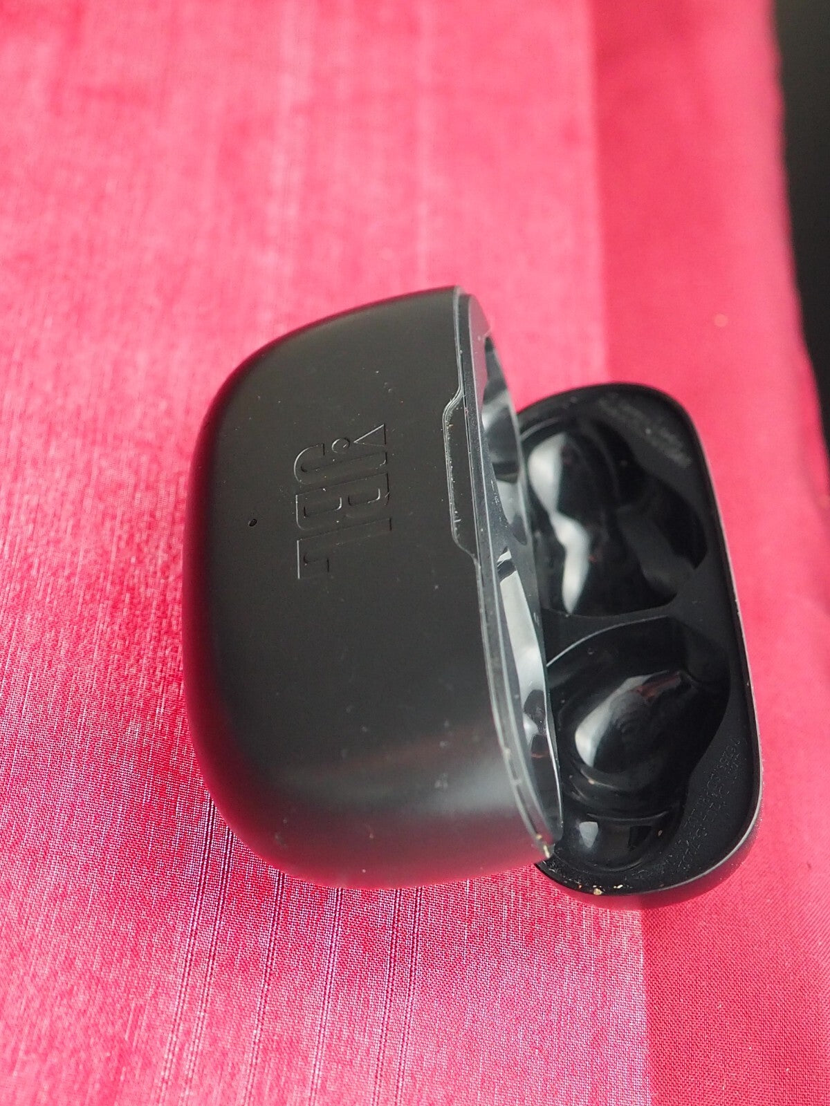 Jbl Vibe 200 Case Only & Working
