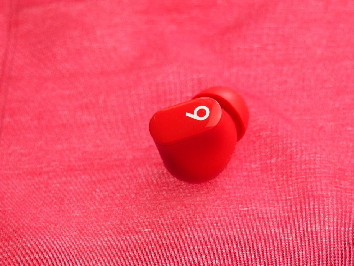Beats Studio Buds Right Earbud Only & Working