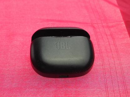 JBL Tune 125 Earbud Case  Only & Working