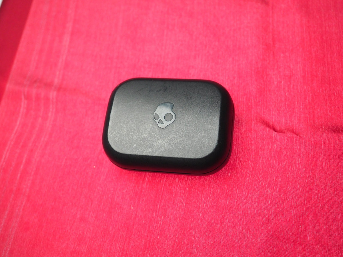 Skullcandy Grind S2GTW  Case Only & Working