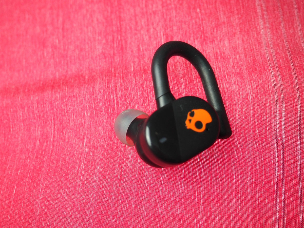 Skullcandy Push Play Active Left Bluetooth Earbud Only & Working