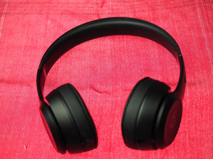 Beats Solo 4 Black Bluetooth Headphones & Working