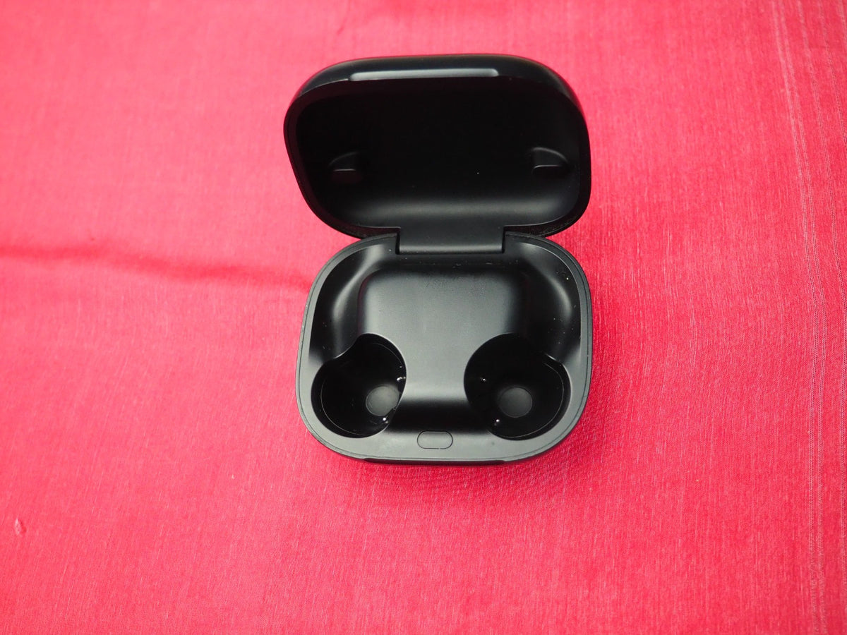 Powerbeats Pro 2 Case Only & Working