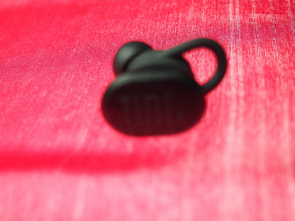 JBL Endurance Race 1 Left Bluetooth Earbud Only & Working