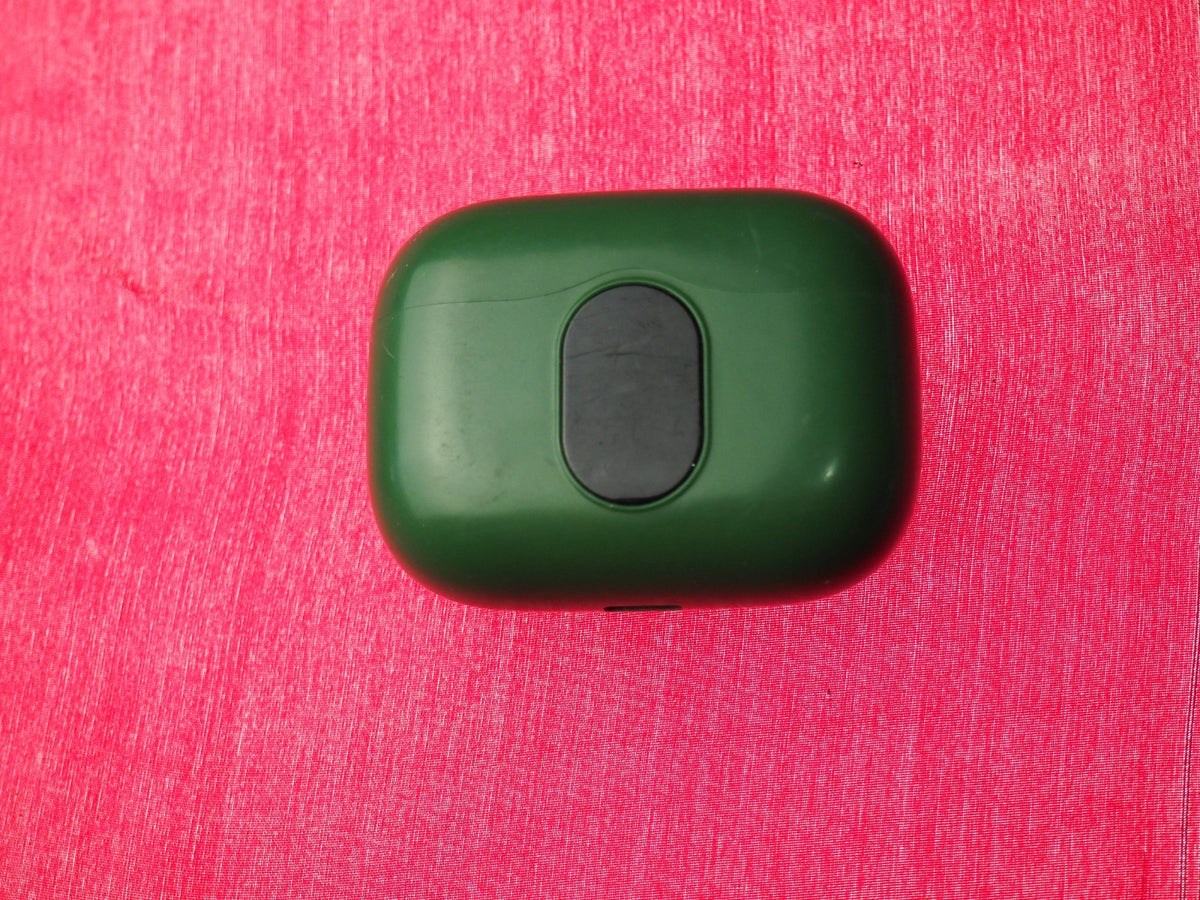 A90 Pro Bluetooth Earbud Case Only & Working