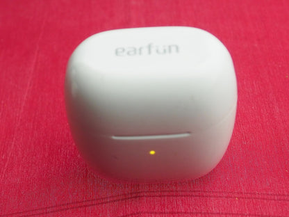 Earfun TW200 Case  Only & Working