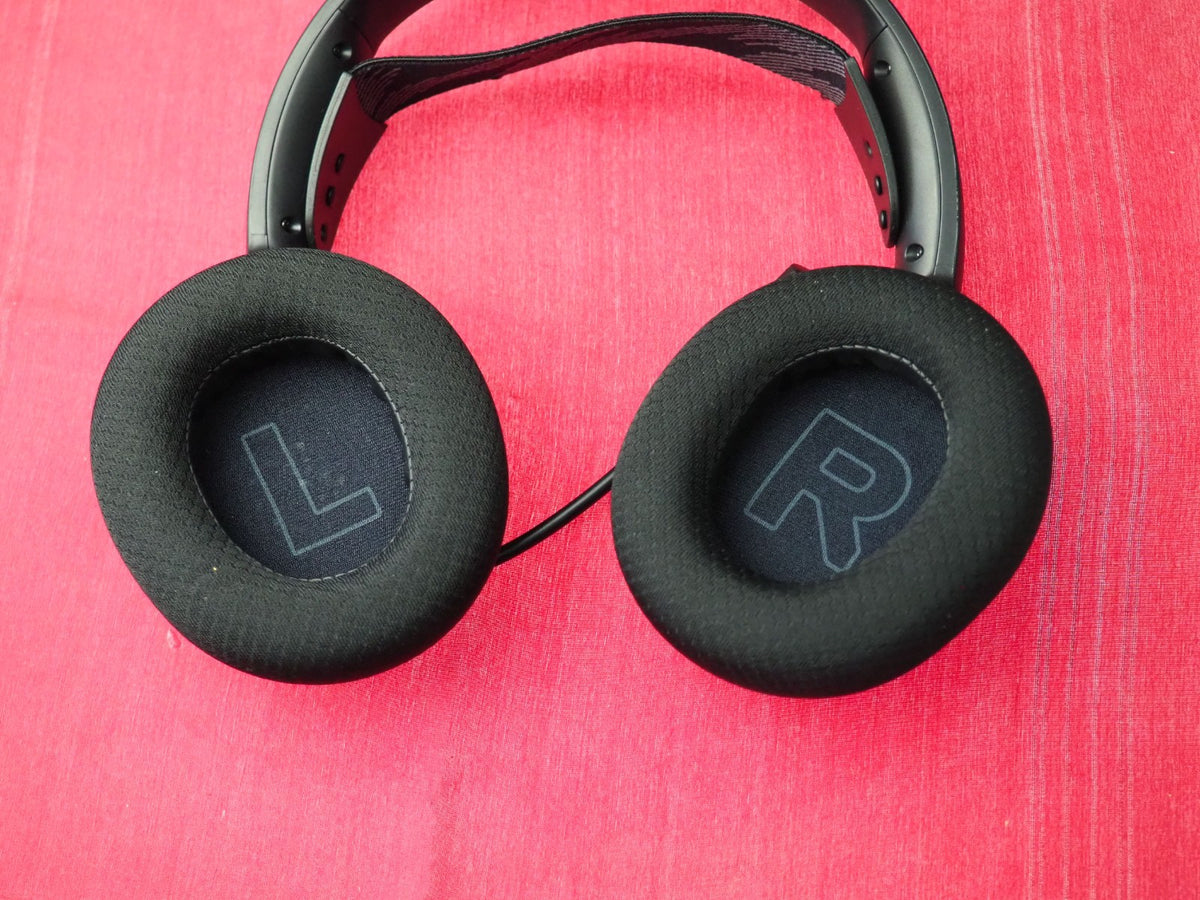 Steelseries Arctis Nova 1 BluetoothWired Headset