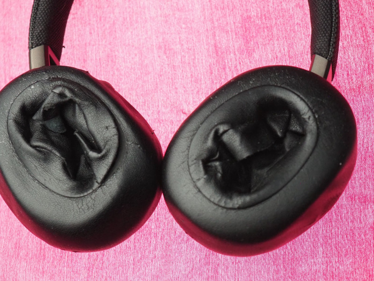 JBL Live 650BT Bluetooth Headphones