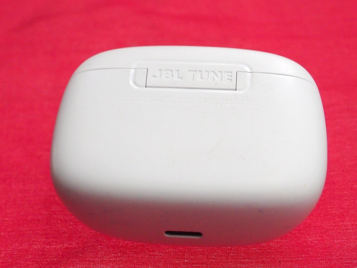 JBL Tune Beam Earbud Case  Only & Working