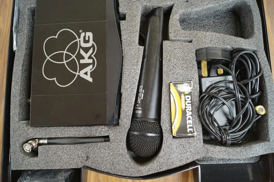 AKG Microphone HT 400/D with Receiver SR 400