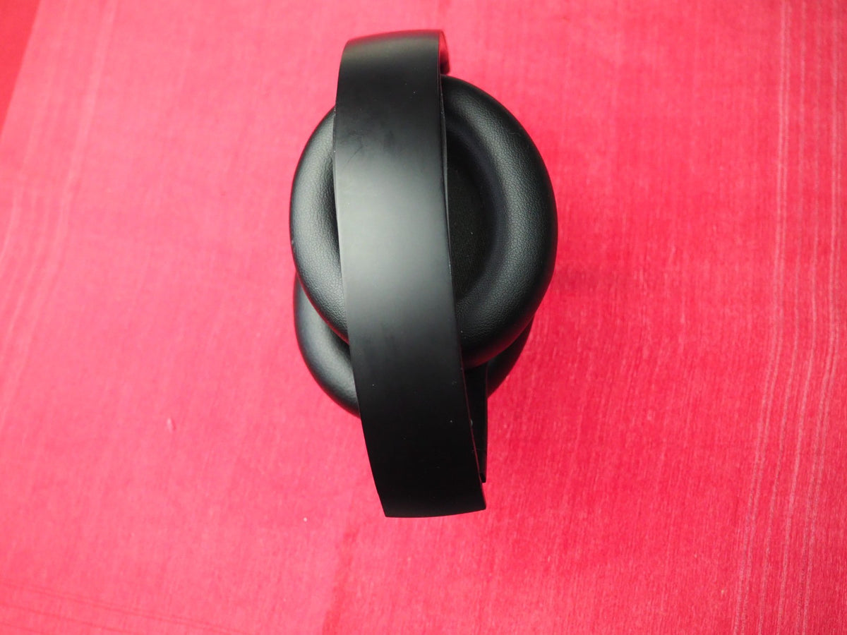 Beats Studio Pro Bluetooth Headphones Burnt Charging Port