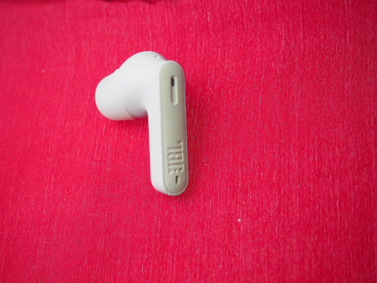 JBL Tune 230 Left  Bluetooth Earbud Only & Working