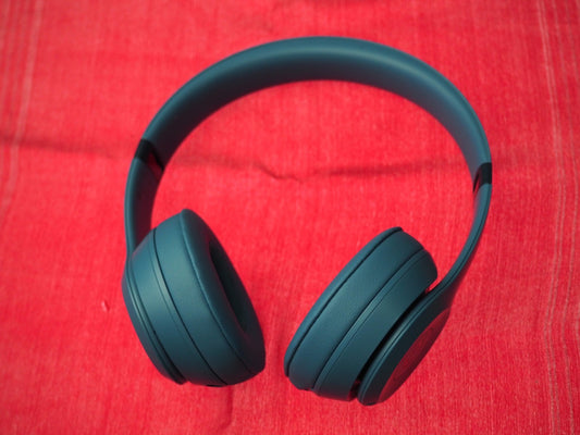 Beats Solo 4 Blue Bluetooth Headphones & NOT Working