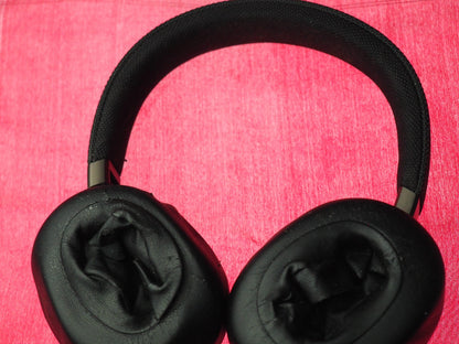 JBL Live 650BT Bluetooth Headphones