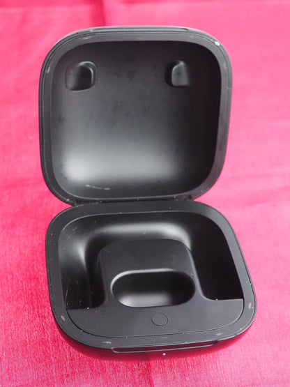 Genuine Powerbeats Pro A2078 Case Only & Working