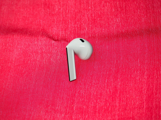 Samsung Galaxy Buds 3 Pro  Bluetooth Earbud Only & Working