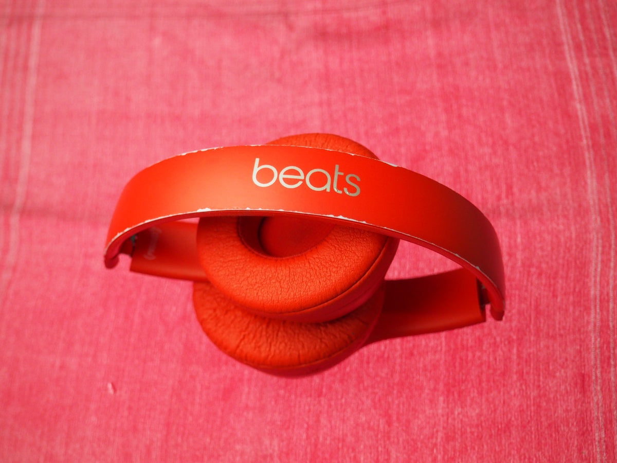 Beats Solo 3 Bluetooth Headphones & Working