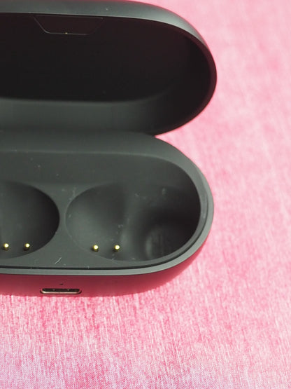 Jabra Elite 7 Active/Pro Case Only & Not Working