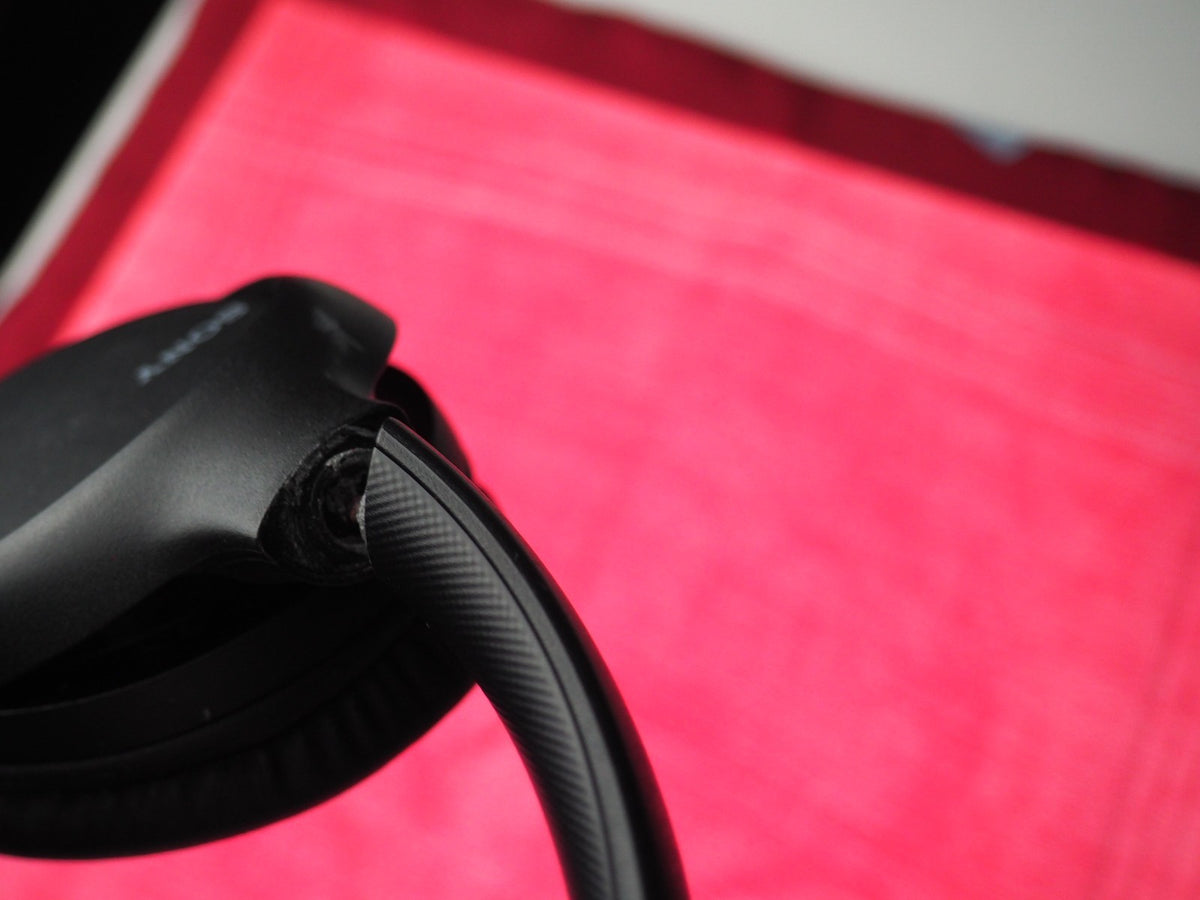 Sony CH-710 Bluetooth Headphones & Working But Snapped